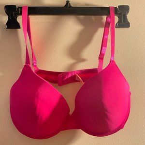 Pink Juicy Couture bra